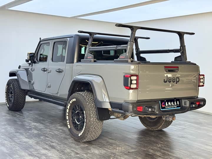 Jeep Gladiator 2022 2022款 3.6L 先行版