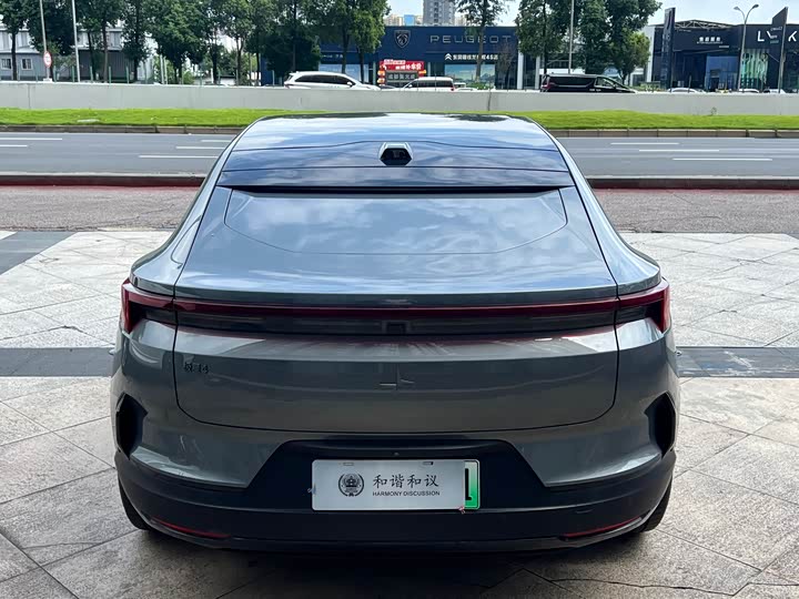 Polestar 4 2023 2023款 单电机标准续航PLUS