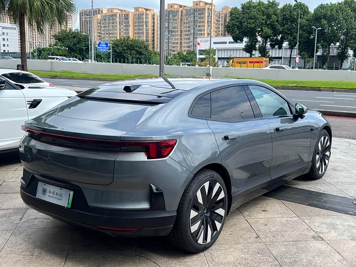 Polestar 4 2023 2023款 单电机标准续航PLUS