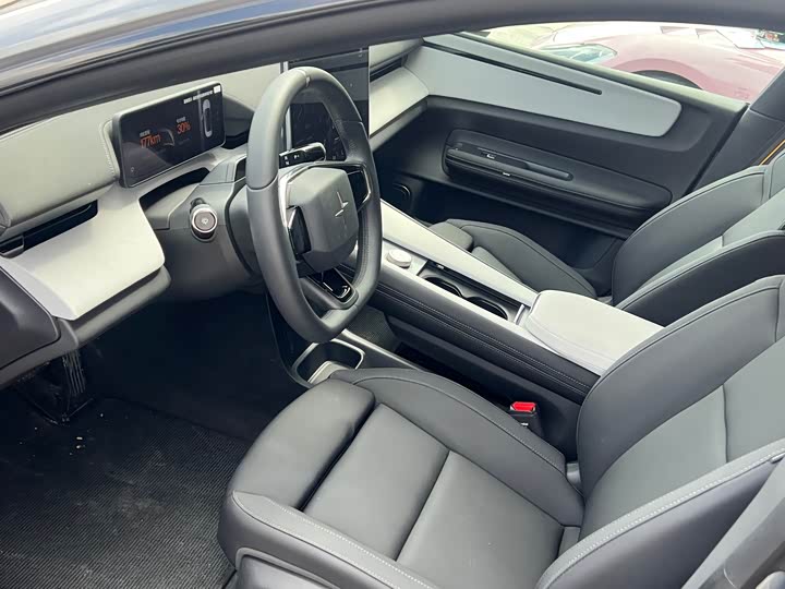 Polestar 4 2023 2023款 单电机标准续航PLUS