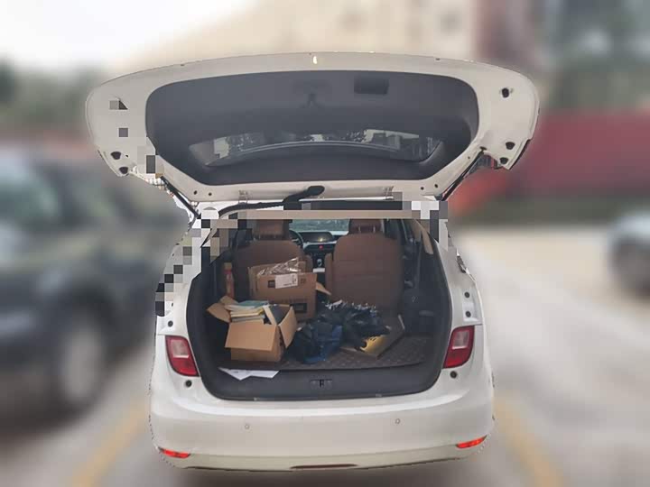 Buick GL6 2021 2021款 323T 轻混动互联豪华型