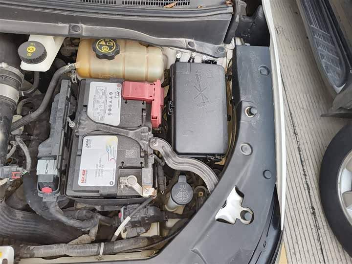 Buick GL6 2021 2021款 323T 轻混动互联豪华型