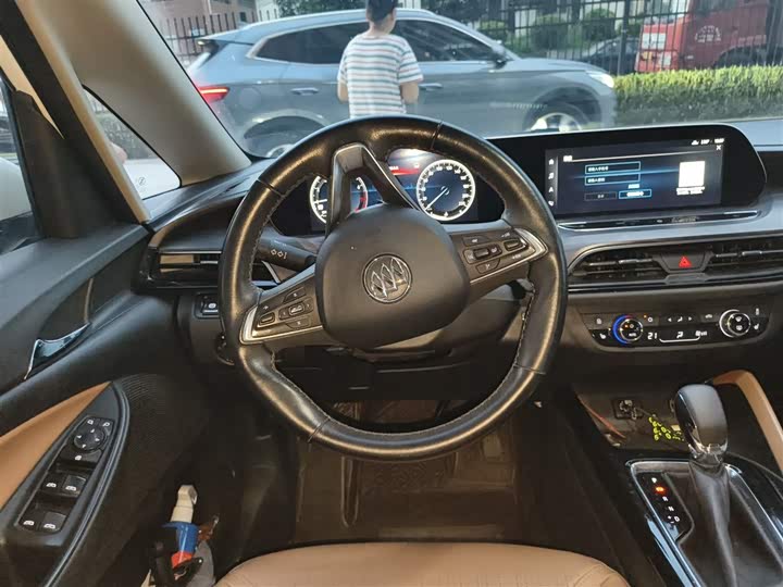 Buick GL6 2021 2021款 323T 轻混动互联豪华型