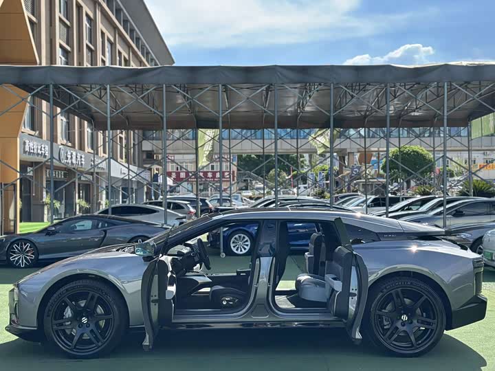 HiPhi Z 2023 2023款 城市版 五座