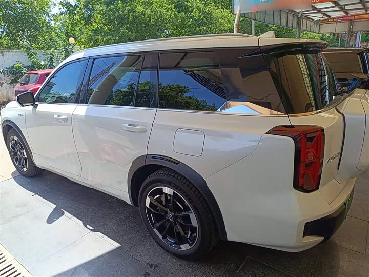 GAC Trumpchi ES9 2024 2024款 PHEV 143km 旅行者 Max