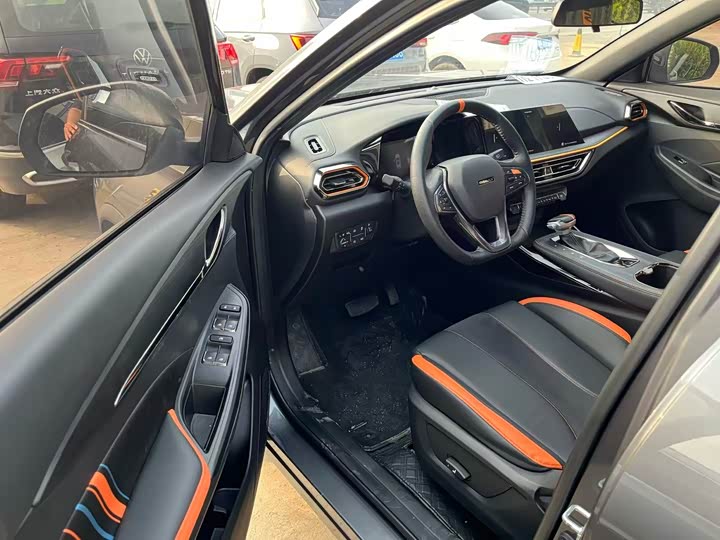 Changan Oshan X5 2022 2022款 运动版 1.5T DCT飓风音速