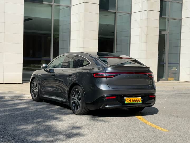 Luxeed R7 2025 2025款 增程 251km Max