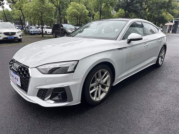 Audi A5 2024 2024款 Sportback 40 TFSI 时尚动感型