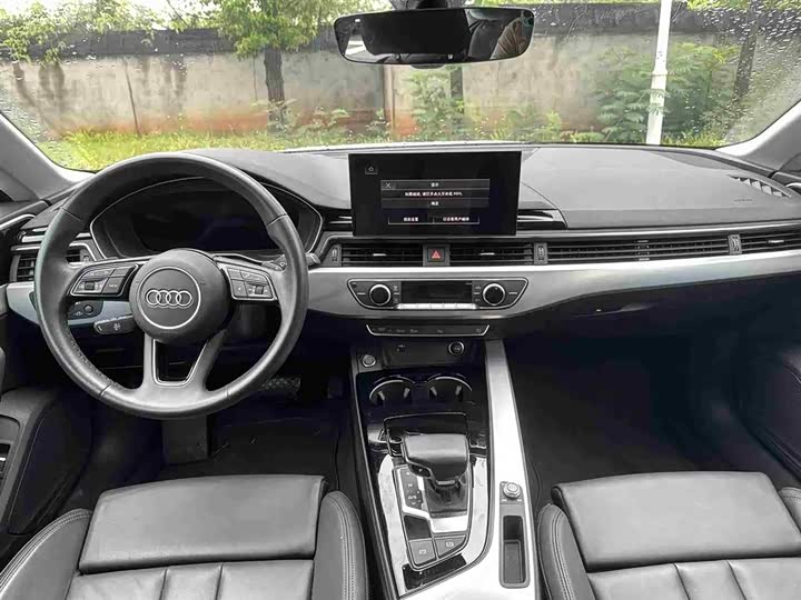 Audi A5 2024 2024款 Sportback 40 TFSI 时尚动感型