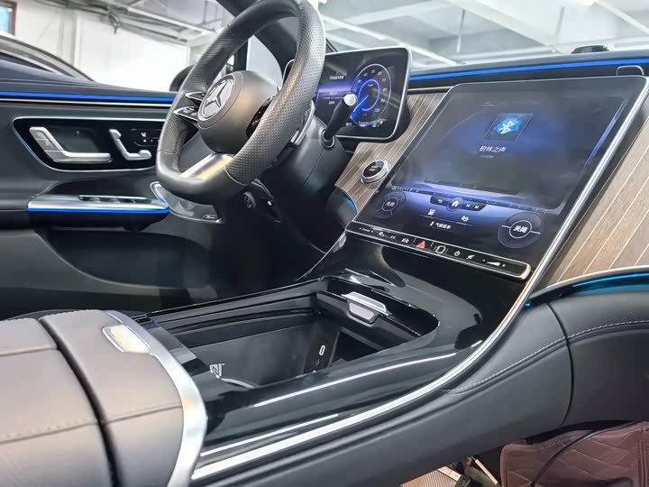 Mercedes-Benz EQE 2022 2022款 350 先锋版