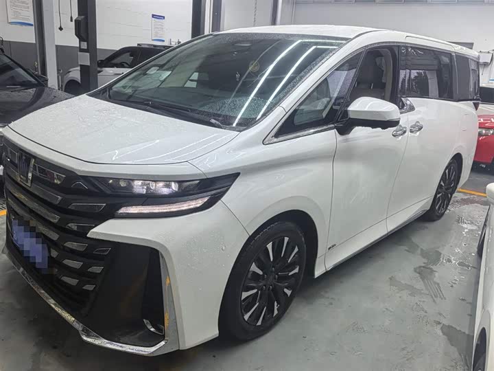 Toyota Vellfire 2024 2024款 皇冠 双擎 2.5L 至尊行政版