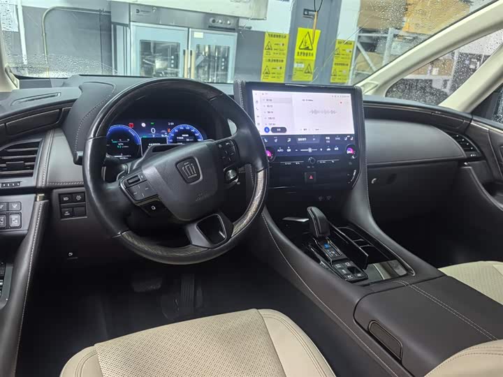 Toyota Vellfire 2024 2024款 皇冠 双擎 2.5L 至尊行政版