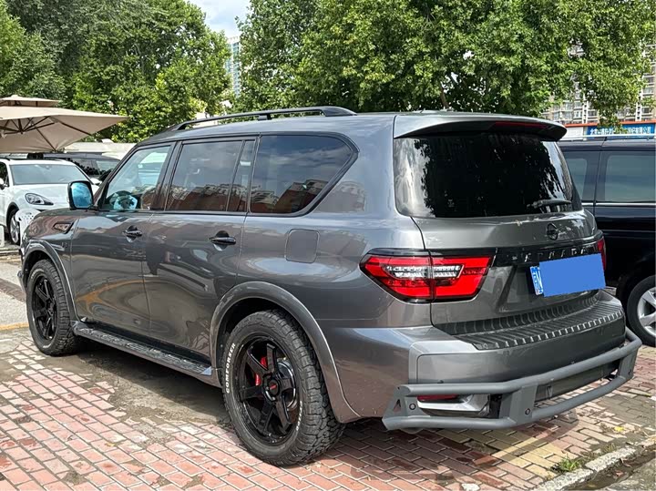 Nissan Armada 2023 2023款 ARMADA 5.6L 无敌舰队旗舰版