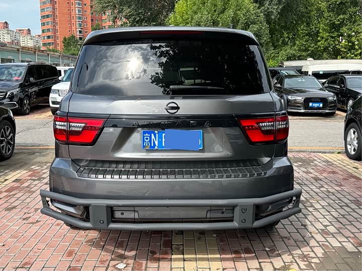 Nissan Armada 2023 2023款 ARMADA 5.6L 无敌舰队旗舰版