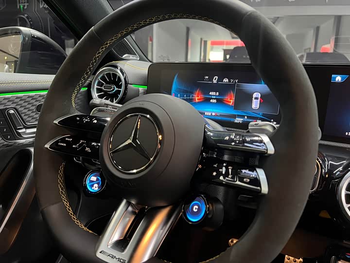 Mercedes-Benz A-Class AMG 2024 2024款 AMG A 45 S 4MATIC+ 魔焰绿特别版