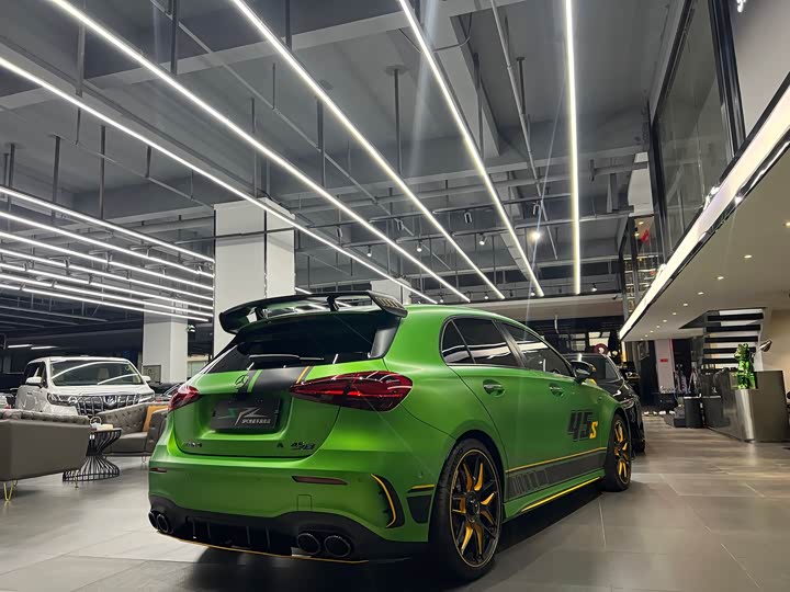 Mercedes-Benz A-Class AMG 2024 2024款 AMG A 45 S 4MATIC+ 魔焰绿特别版