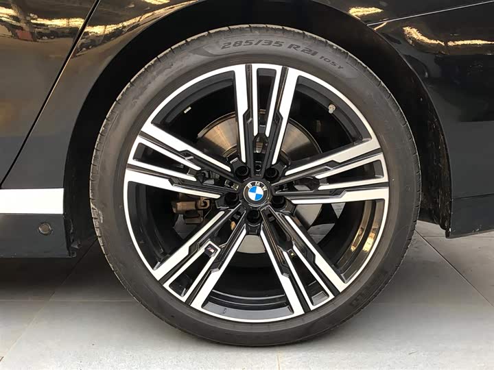 BMW 7 Series 2023 2023款 740Li 尊享型 M运动套装