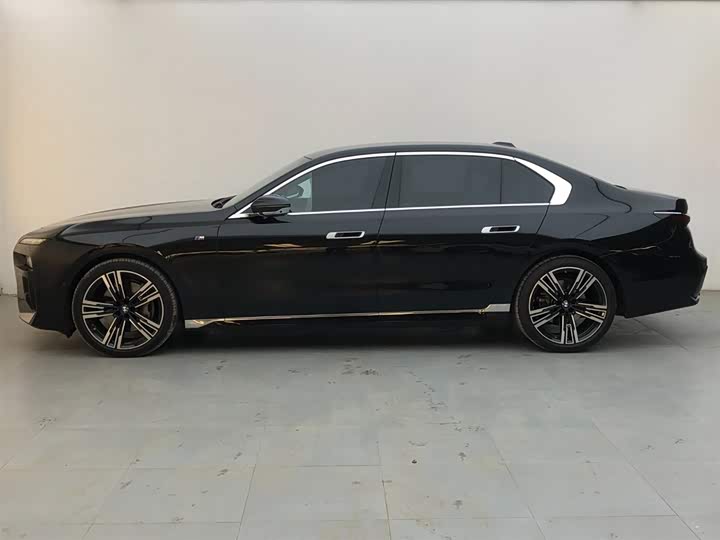 BMW 7 Series 2023 2023款 740Li 尊享型 M运动套装