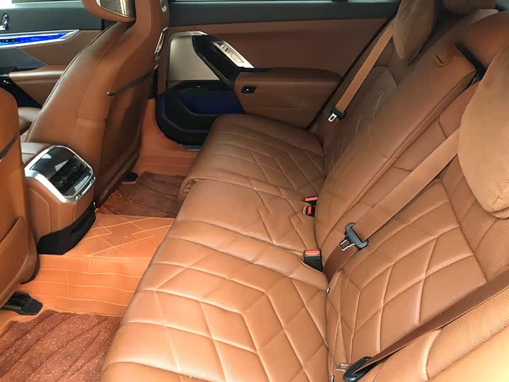 BMW 7 Series 2023 2023款 740Li 尊享型 M运动套装