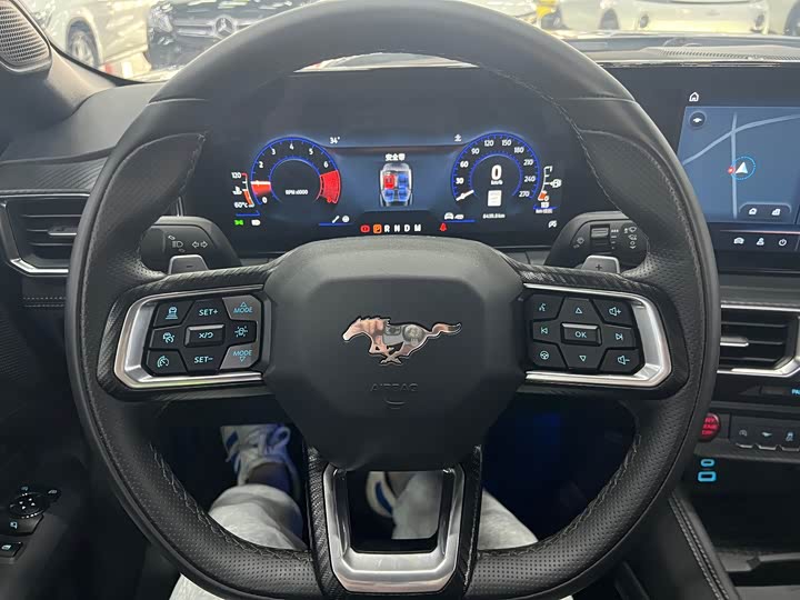 Ford Mustang 2024 2024款 2.3T EcoBoost 硬顶性能版