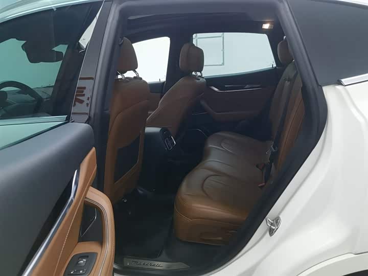 Maserati Levante 2022 2022款 2.0T GT锋芒版