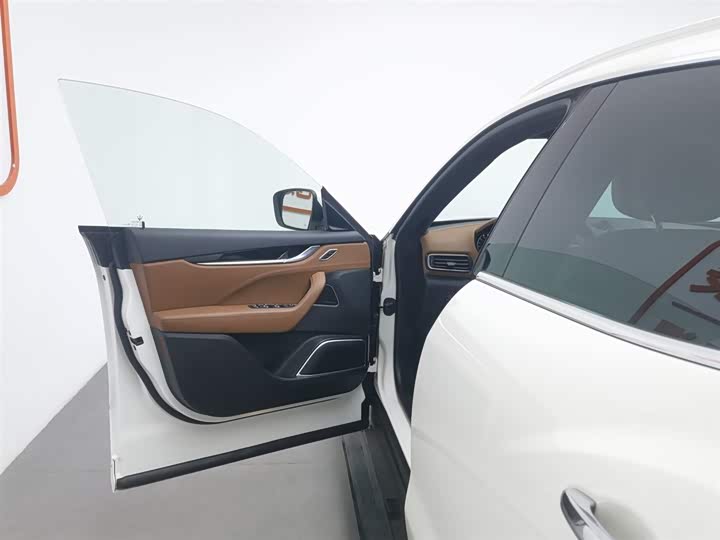 Maserati Levante 2022 2022款 2.0T GT锋芒版