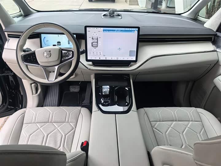 Volvo EM90 2025 2025款 Ultra 六座