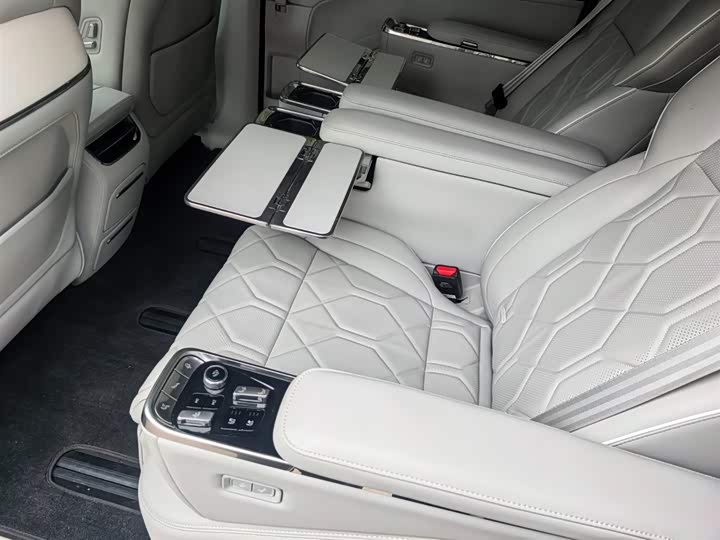 Volvo EM90 2025 2025款 Ultra 六座