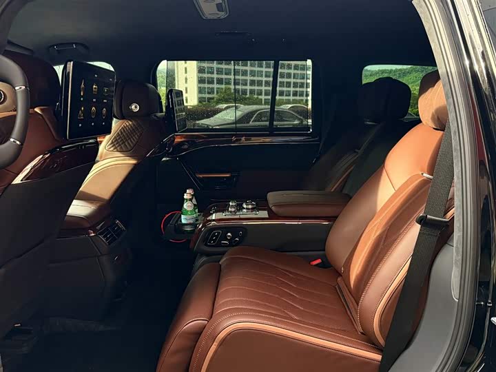 Hongqi LS7 (Guoyao) 2022 2022款 4.0T 尊爵旗舰版 4座