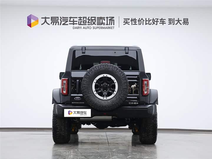 Ford Bronco 2024 2024款 2.3T 长滩大脚越野版