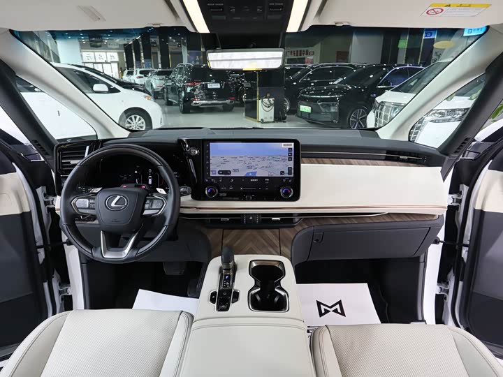 Lexus LM 2023 2023款 500h 六座尊崇版