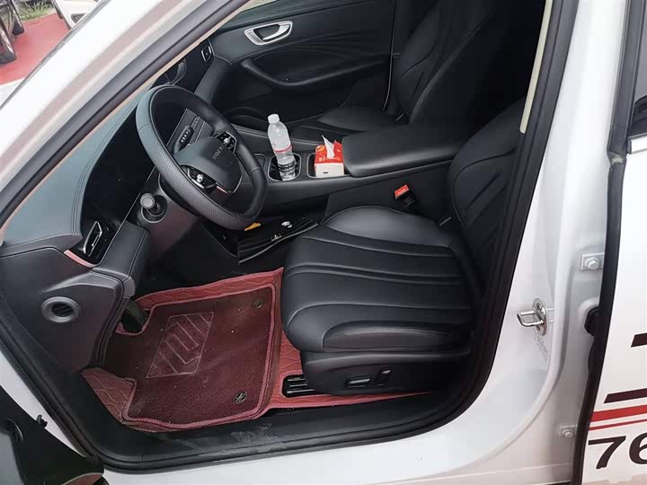 Roewe D7 2025 2025款 DMH 125km 世界冠军版