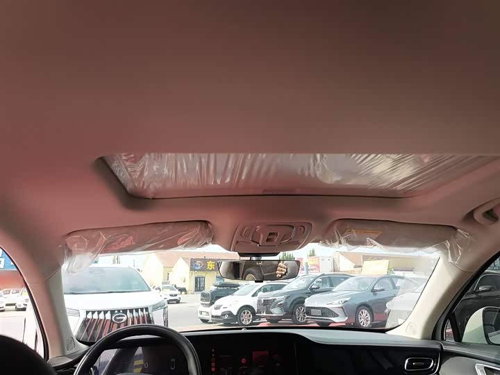 Roewe D7 2025 2025款 DMH 125km 世界冠军版