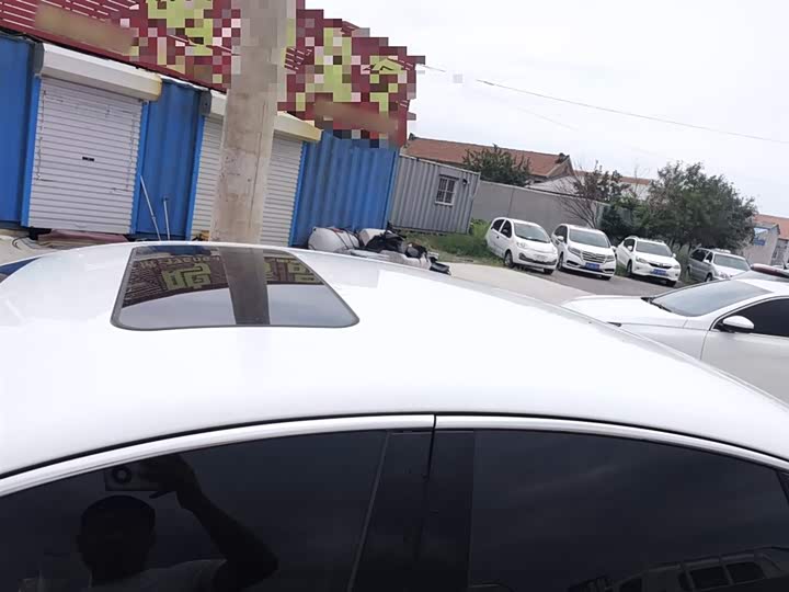 Roewe D7 2025 2025款 DMH 125km 世界冠军版