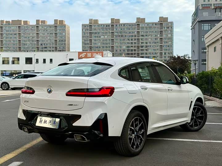 BMW X4 2022 2022款 xDrive 25i M运动套装