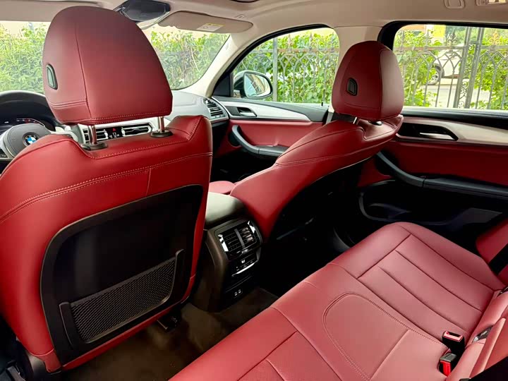 BMW X4 2022 2022款 xDrive 25i M运动套装