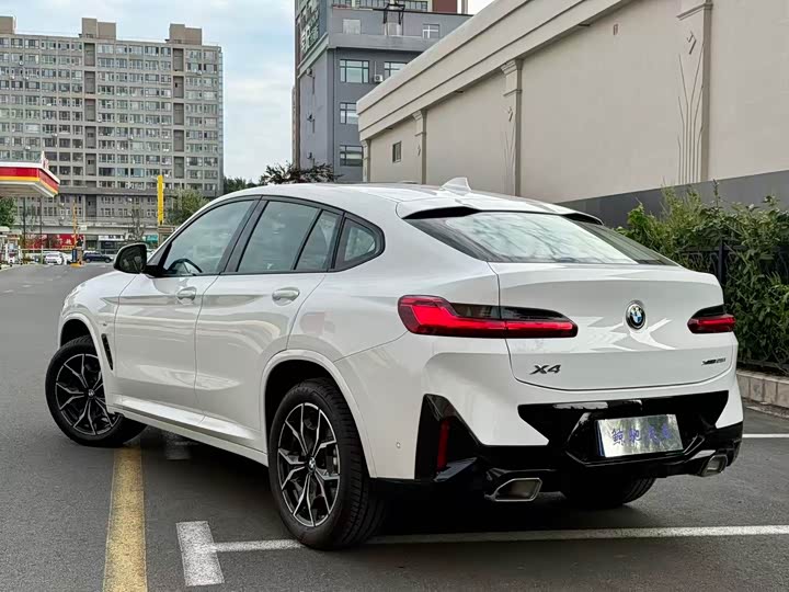 BMW X4 2022 2022款 xDrive 25i M运动套装