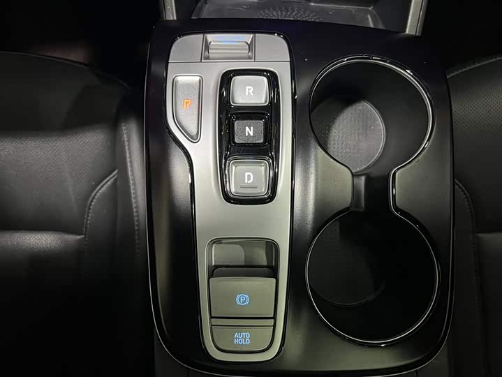 Hyundai Tucson L 2023 2023款 途胜L 1.5T 自动两驱LUX尊贵版