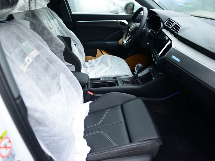 Audi Q3 2024 2024款 35 TFSI 进取动感型