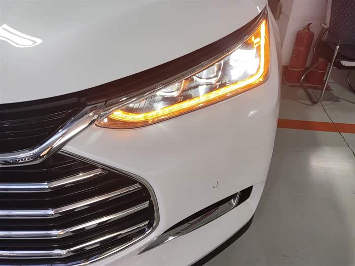 BYD Tang 2021 2021款 2.0T 自动旗舰型