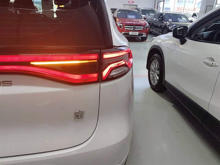 BYD Tang 2021 2021款 2.0T 自动旗舰型