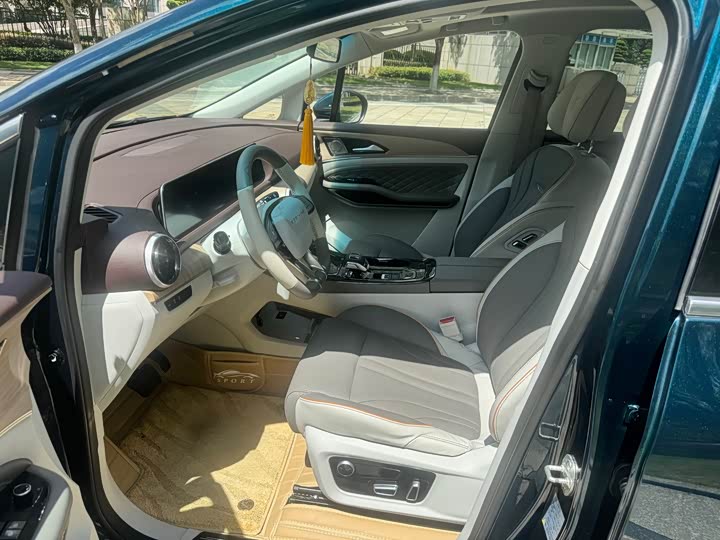 Dongfeng Forthing Yacht 2022 2022款 1.5T DCT逐浪版