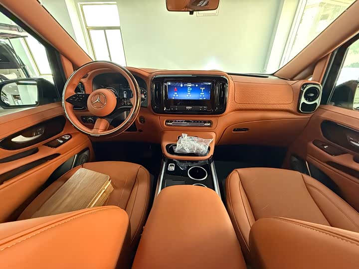 Mercedes-Benz Vito 2024 2024款 2.0T 精英版 7座