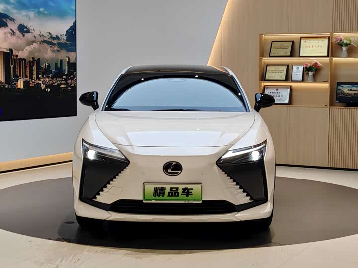 Lexus RZ 2023 2023款 450e 四驱纵享版