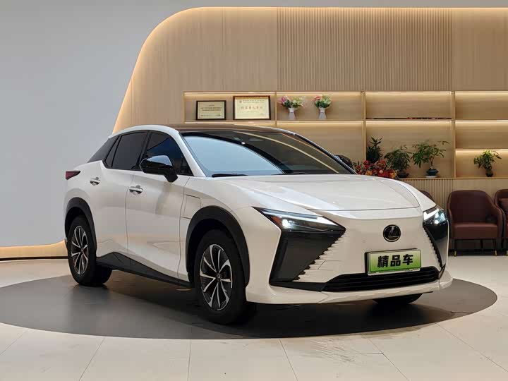 Lexus RZ 2023 2023款 450e 四驱纵享版