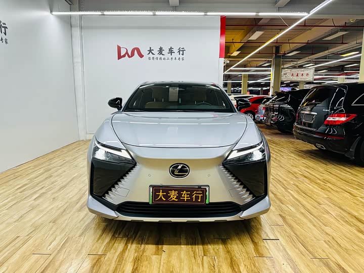 Lexus RZ 2023 2023款 450e 四驱纵享版