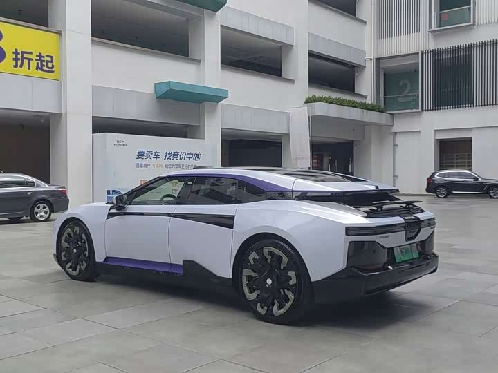 HiPhi Z 2023 2023款 城市版 四座