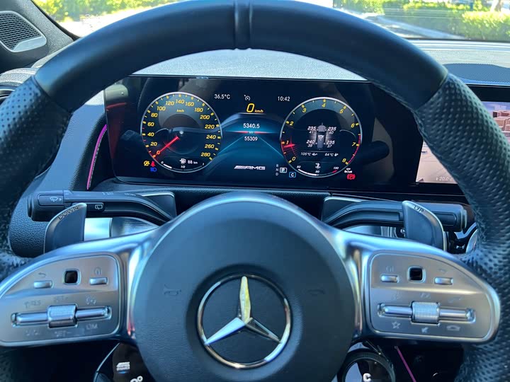 Mercedes-Benz GLB-Class AMG 2023 2023款 AMG GLB 35 4MATIC