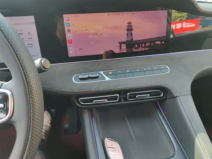 Roewe D7 2025 2025款 DMH 125km 世界冠军卓越版