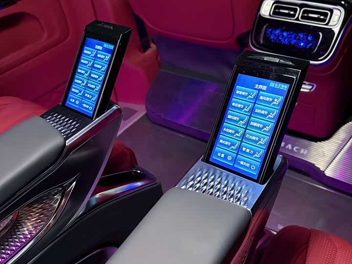 Mercedes-Benz Vito 2024 2024款 2.0T 商务版 7座